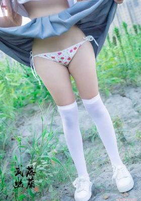 帮娇妻找粗壮男人玩3p电影