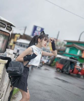 哪个少女不多情在线观看
